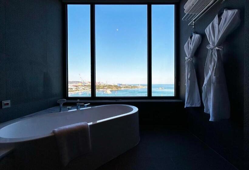 اتاق استاندارد برای معلولان, Ulsan Tanibay Hotel & Wedding