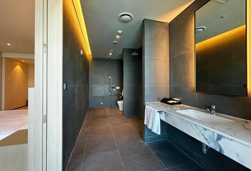 اتاق استاندارد برای معلولان, Ulsan Tanibay Hotel & Wedding