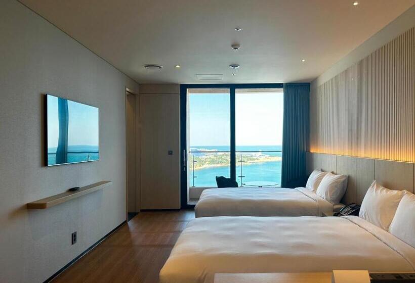 اتاق خانوادگی, Ulsan Tanibay Hotel & Wedding