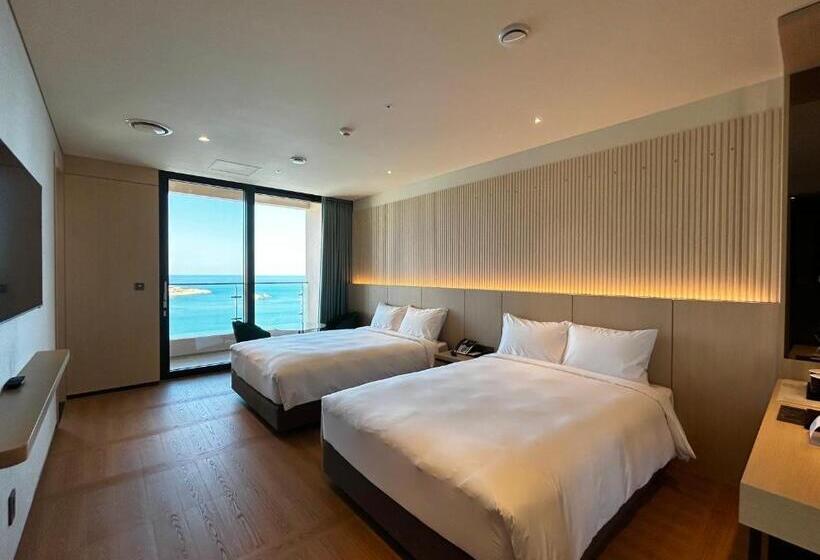 اتاق خانوادگی, Ulsan Tanibay Hotel & Wedding