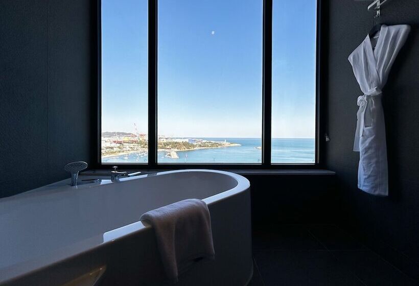 سوییت, Ulsan Tanibay Hotel & Wedding