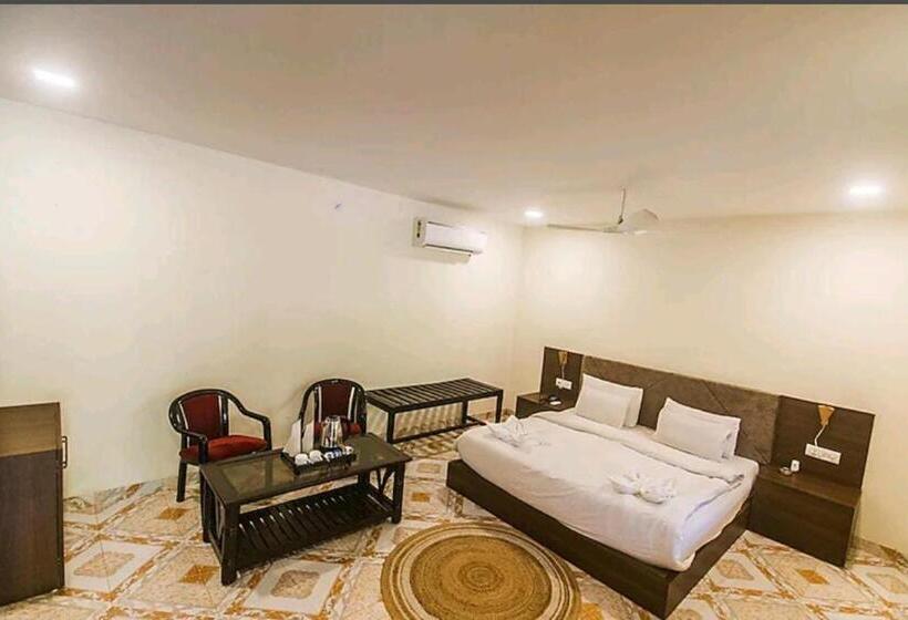 スーペリアールーム, Cheetal Resort Best Jungle Resort