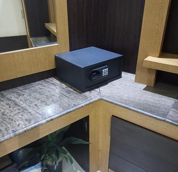 이코노미 싱글 룸, برج الراية  الملز