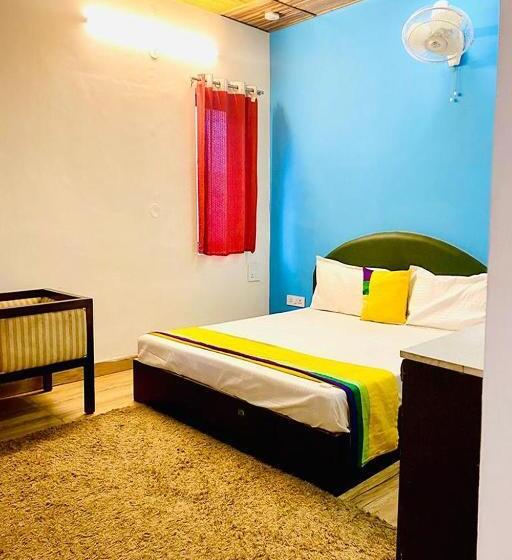 스탠다드 룸 산 전망, Fabhotel Kgf