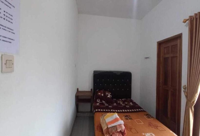 Номер Deluxe, Oyo 92533 Harjuna Guest House