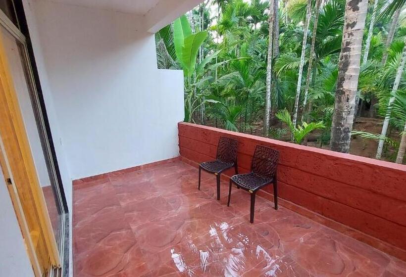 Номер Deluxe, Soham Beach Resort, Diveagar