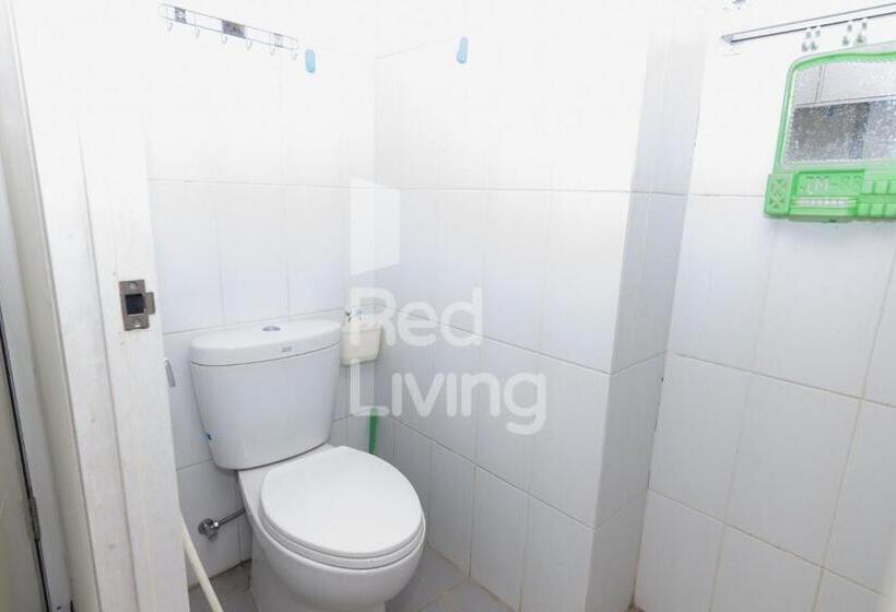 Студия Deluxe, Redliving Apartemen Grand Sentraland   At Properti Tower Pink
