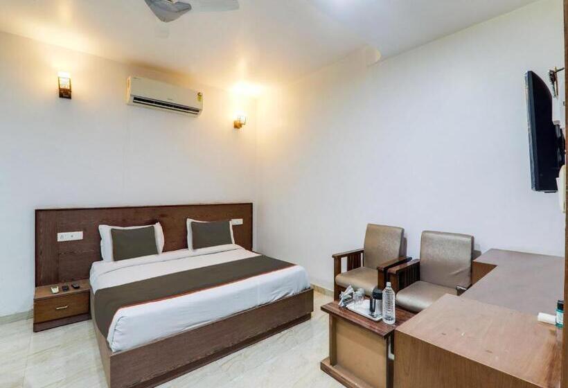 Трехместный Номер Классика, Collection O Hotel Diamond Plaza