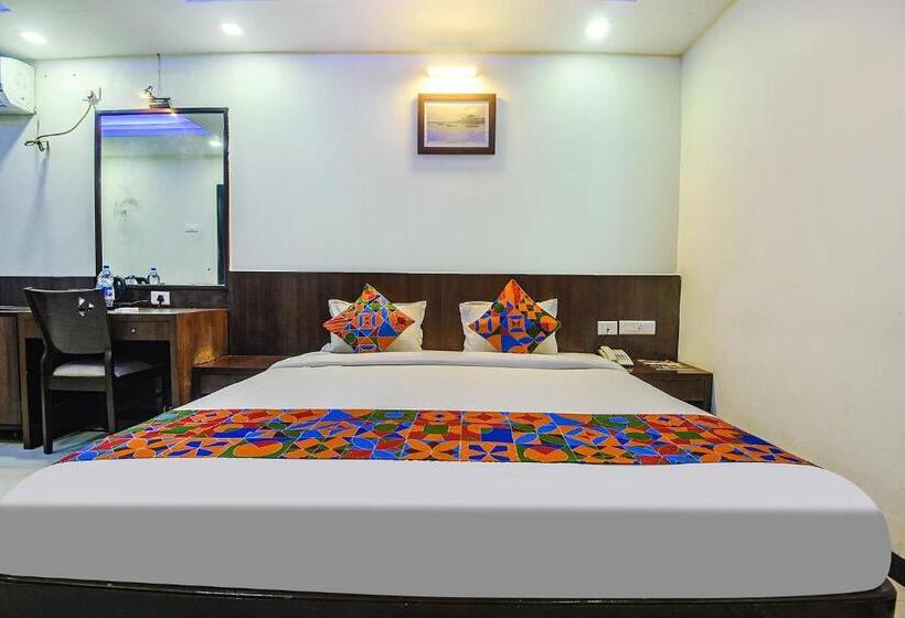 اتاق لوکس, Fabhotel Shakti Palace   Nr Ponda