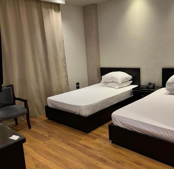 سوئیت با تخت بزرگ, Cairo Plaza Guest House