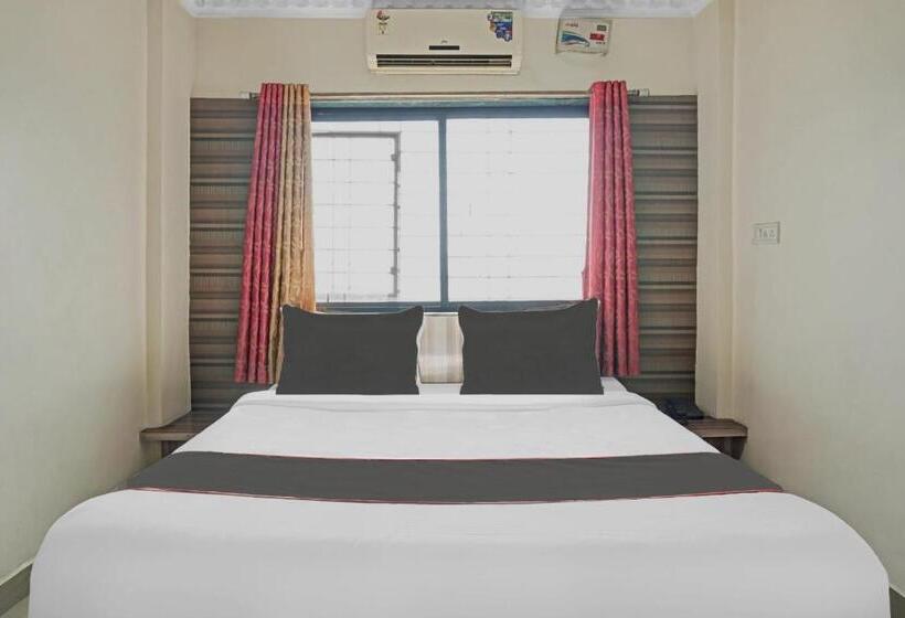 三人经典房间, Collection O 86342 Crystal Executive Lodging