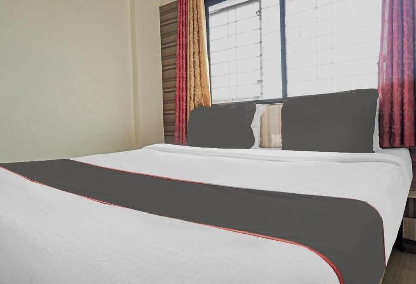 三人经典房间, Collection O 86342 Crystal Executive Lodging