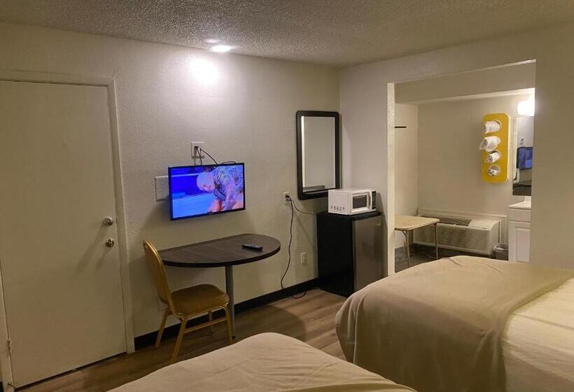 Номер Стандарт, Motel 9