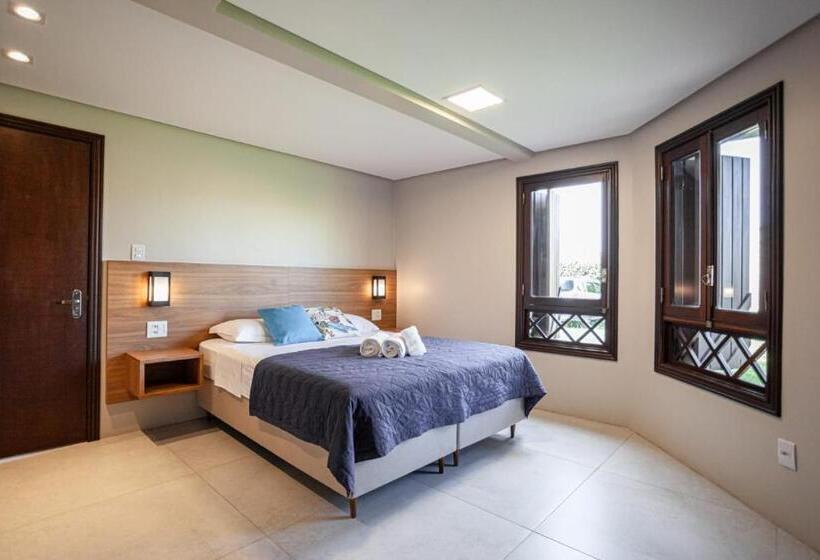 디럭스 트리플 룸, Parador Casa Da Praia