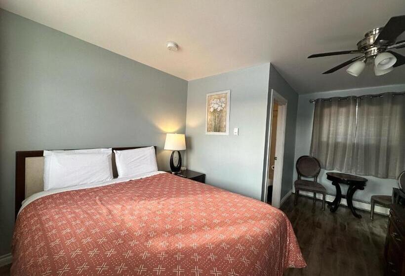 豪华房间, Town And Country Motel