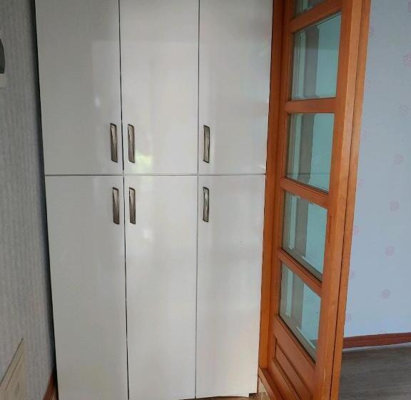 اتاق استاندارد, Gimhae Guest House