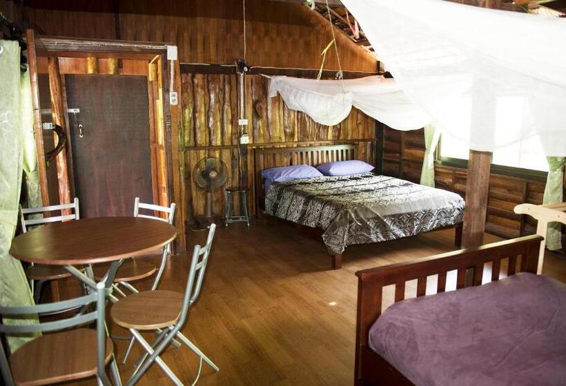 Family Suite, Sunflower Boathouse