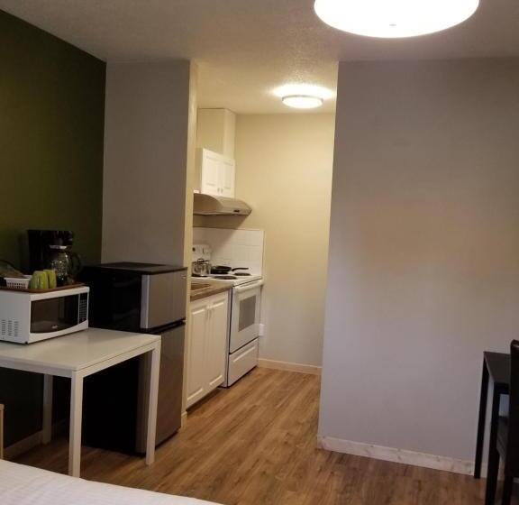 Люкс, Sun Plaza Motel