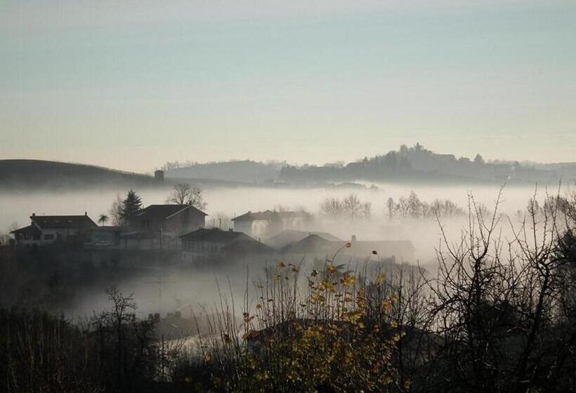 اتاق لوکس, San Rocco Di Villa Di Isola D Asti