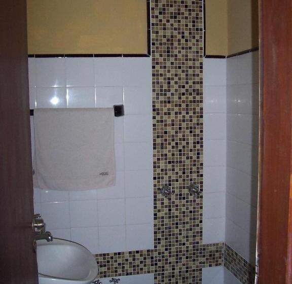 اتاق استاندارد سه نفره, Hosteria Costa Azul