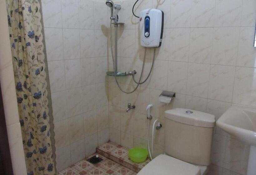 Номер Стандарт Трехместный, Platinum Resort