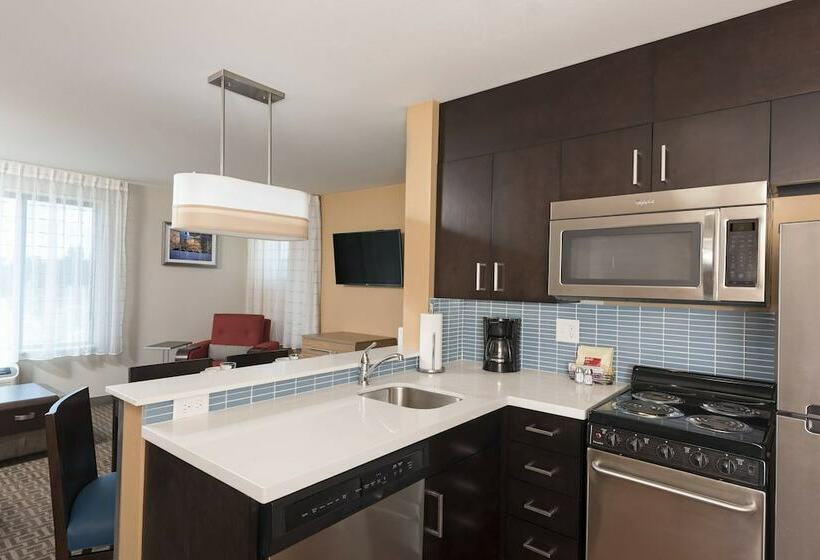 Люкс 2 Спальни, Towneplace Suites By Marriott Ontario Mansfield