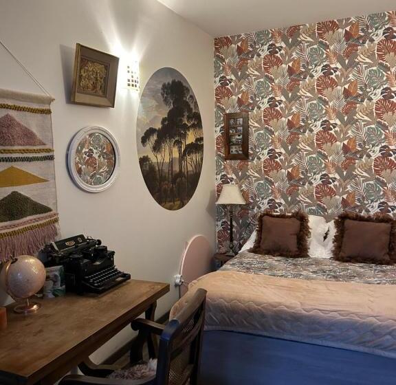 Номер Стандарт, Le Relais Du Bord De Seine