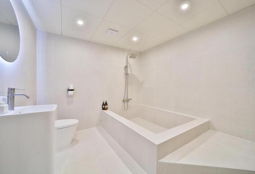 سوییت سوپریور, Green B Hotel Busan Seomyeon