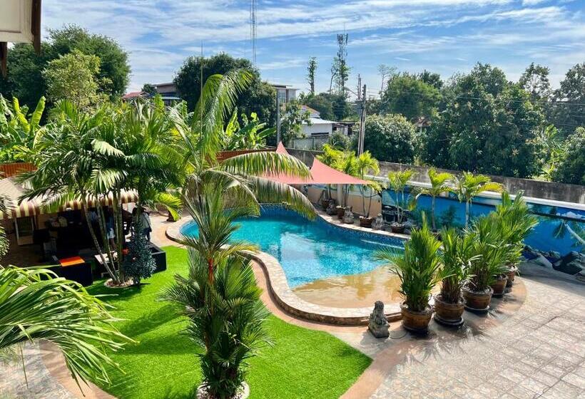 سوییت, Paradise Garden Resort