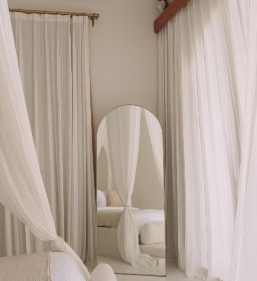 Deluxe Suite King Bed, Belajar Bali Boutique Hotel And Retreat