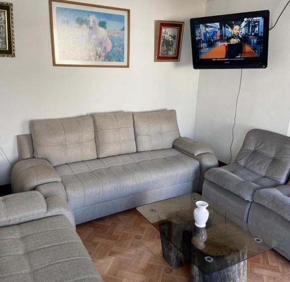 اتاق استاندارد چهار تخته, Caraz Dulce Hogar