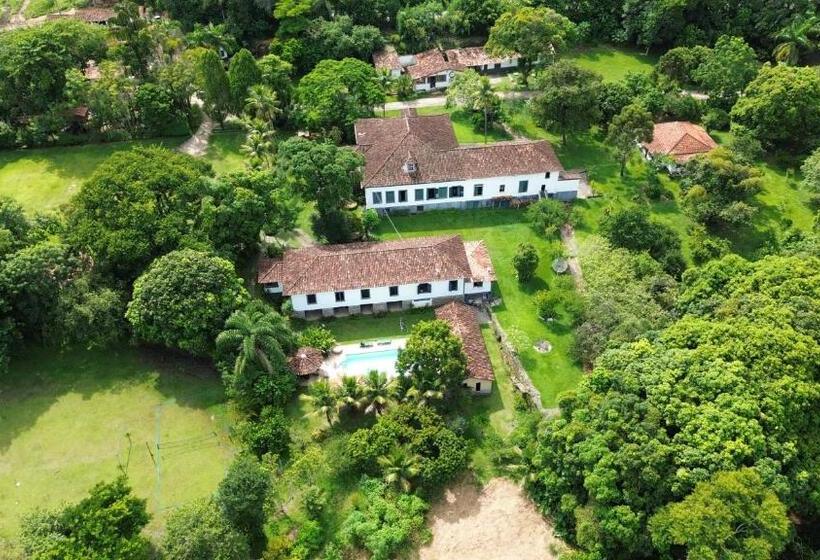 4인용 스탠다드 룸, Fazenda Dos Coqueiros Bananal Sp