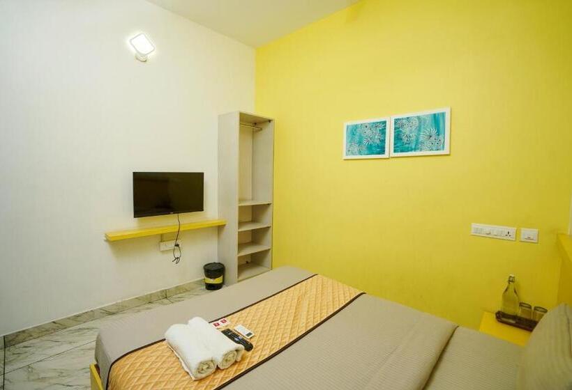 디럭스 룸, Twinn Waves Calicut