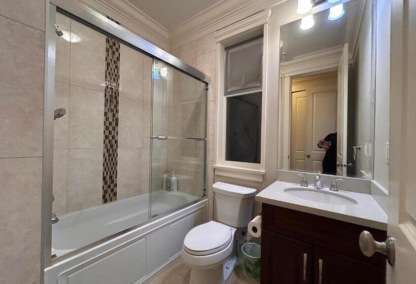 اتاق استاندارد, Cozy And Private Suite In Richmond