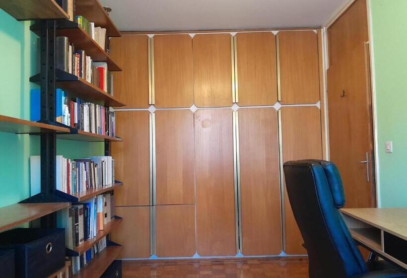اتاق استاندارد یک نفره, Quiet Room With Workspace In Top Location