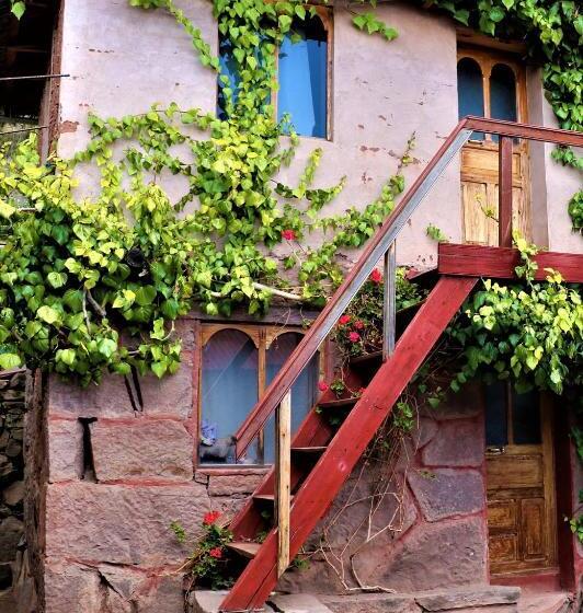 Семейный Номер Совместный Санузел, Sky Lodge Taquile