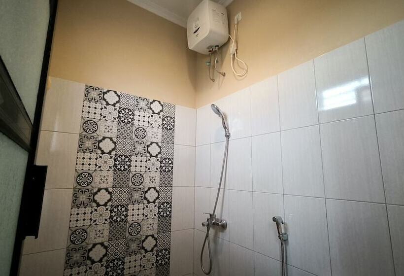 Номер Стандарт, Nez S Guesthouse Syariah