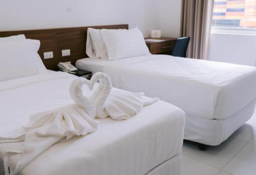 Номер Deluxe, Cris Inn Tagum