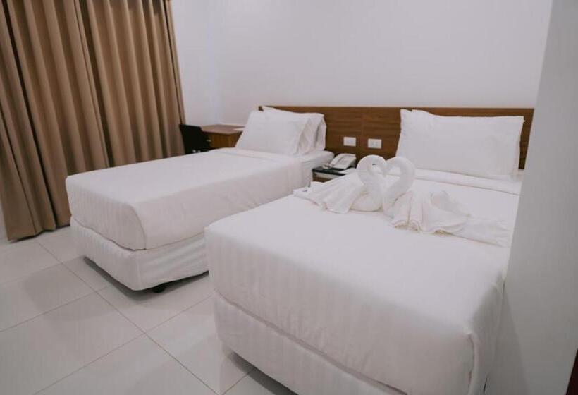 Номер Deluxe, Cris Inn Tagum