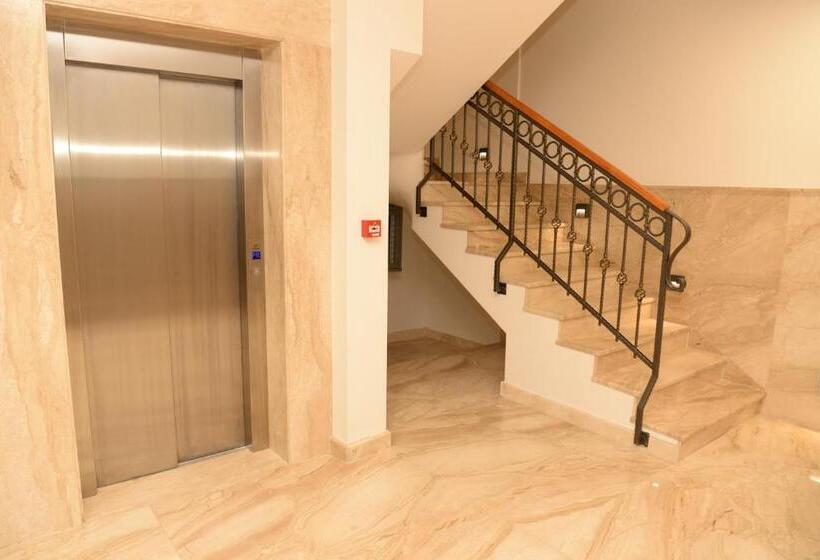 آپارتمان 1 خوابه, Kondina Suites