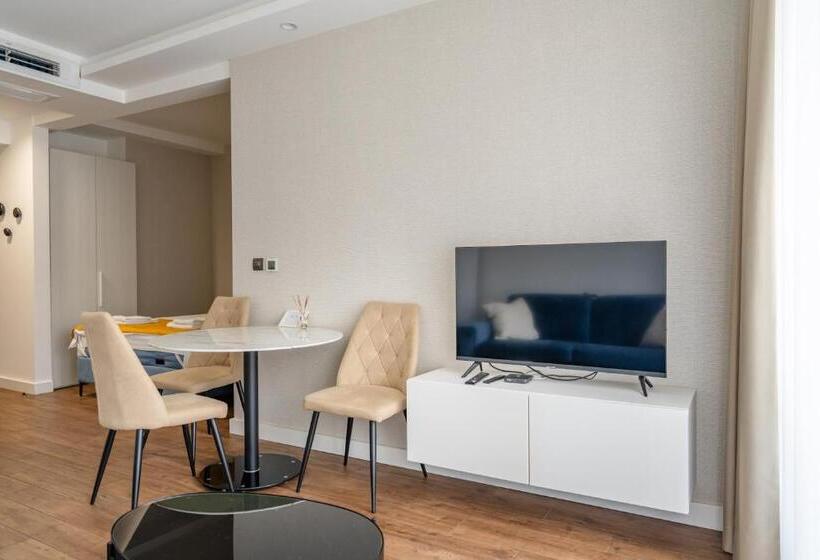 آپارتمان 1 خوابه, Kondina Suites