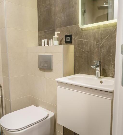 آپارتمان 1 خوابه, Kondina Suites