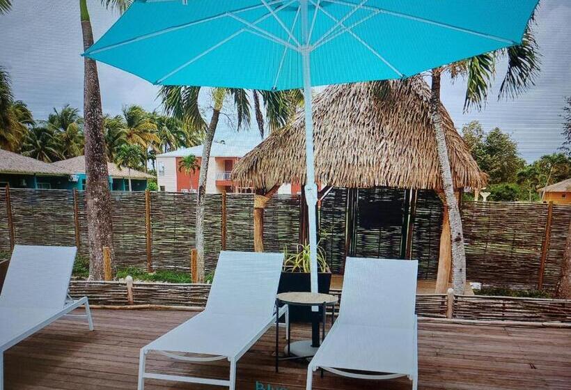 آپارتمان 1 خوابه با تراس, Manbana 320 Residence Kawann