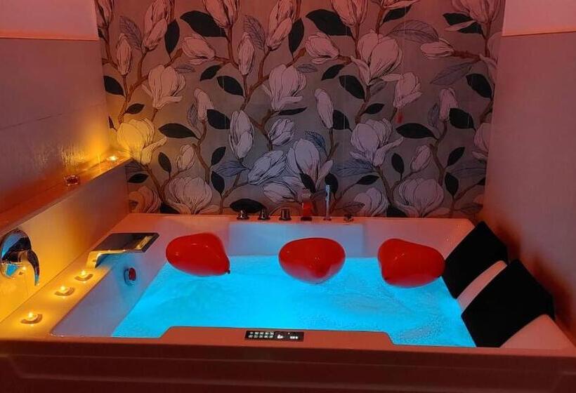 Номер Стандарт с Гидромассажем, Dreamhouse Circeo
