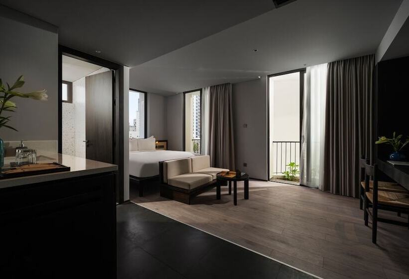 استودیوی لوکس, Thè Hem Hotel And Apartment