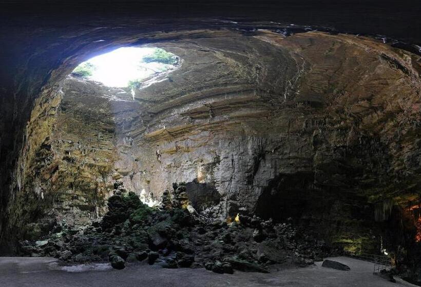 آپارتمان 1 خوابه همکف, La Valle Delle Rose