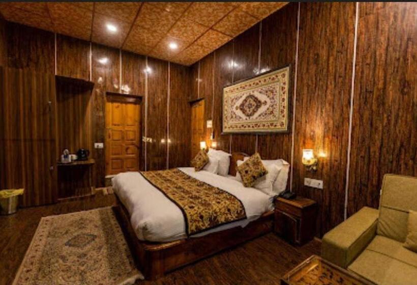 Полулюкс с Балконом, Sojourn Cottages Pahalgam
