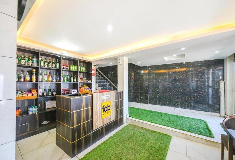 디럭스 룸, Kufri Hotel Beercastle