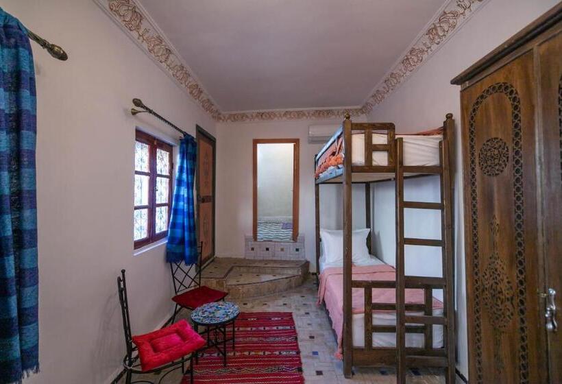 اتاق سوپریور چهار تخته, Riad Fez Qamar