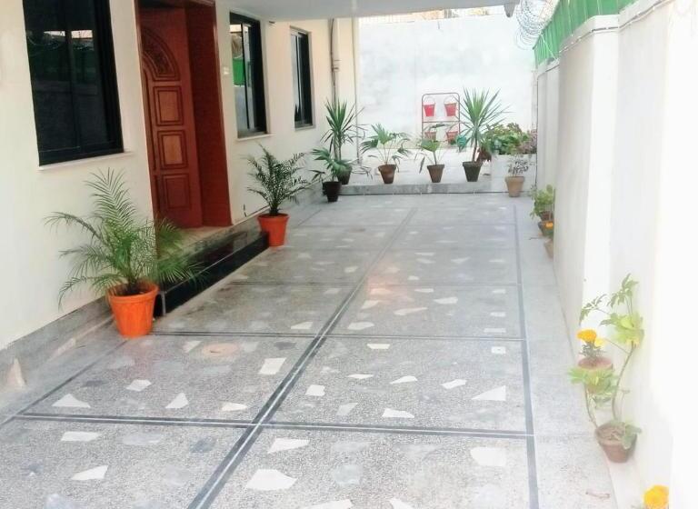 اتاق اکونومی, Galaxy Ambassador Guest House Islamabad